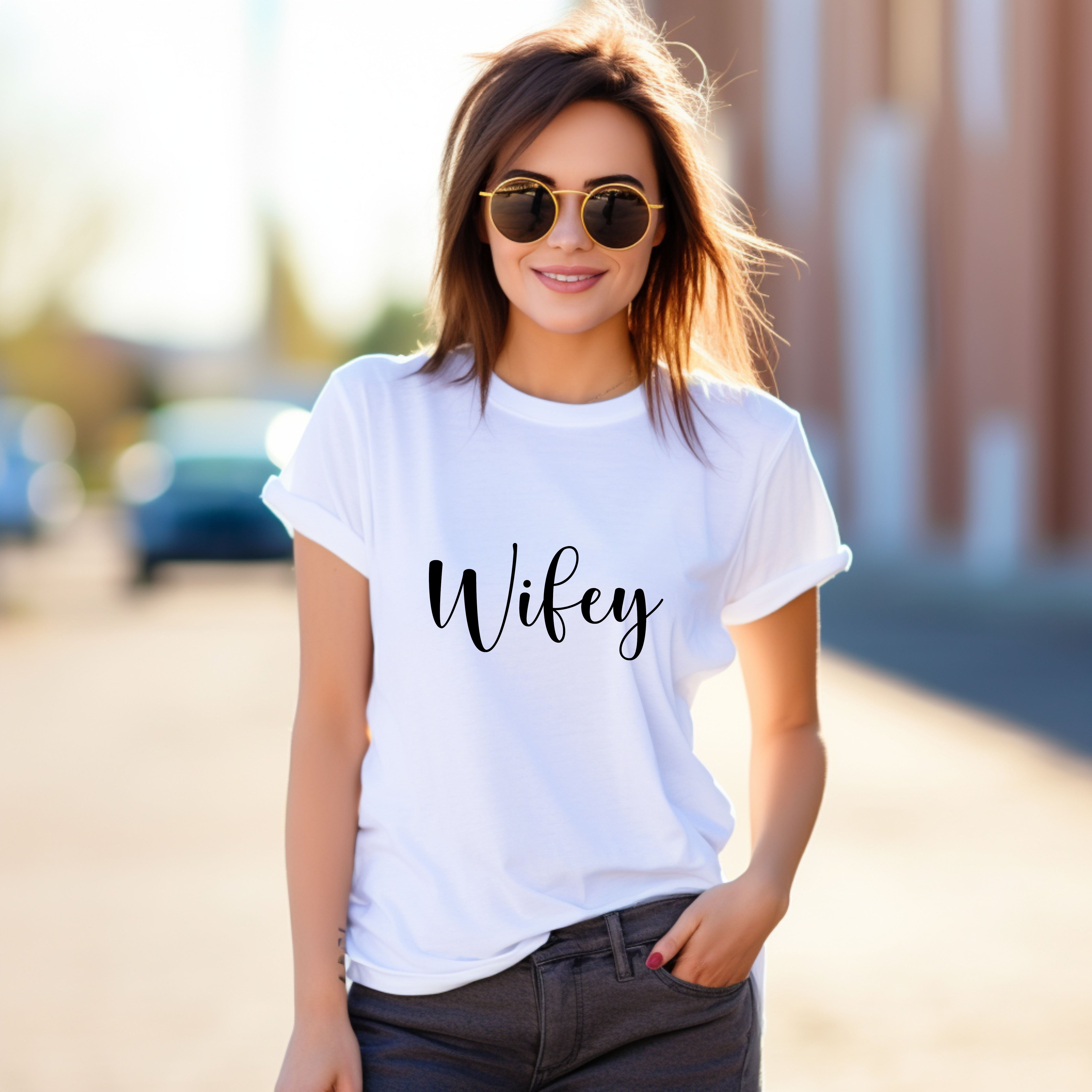 Printed Tshirt Wifey